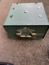 Listing image for ANTIQUE SPEED METER RADAR MEASUREMENT SPEED-METER Model S2 1940’s For Display!